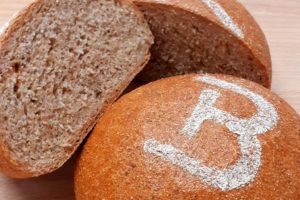 Unser Frühlingsbote: Ein leichtes Bärlauchbrot